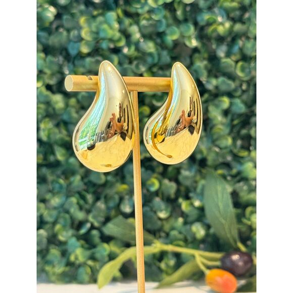Stunning Statement Teardrop Earrings - Picture 1 of 5